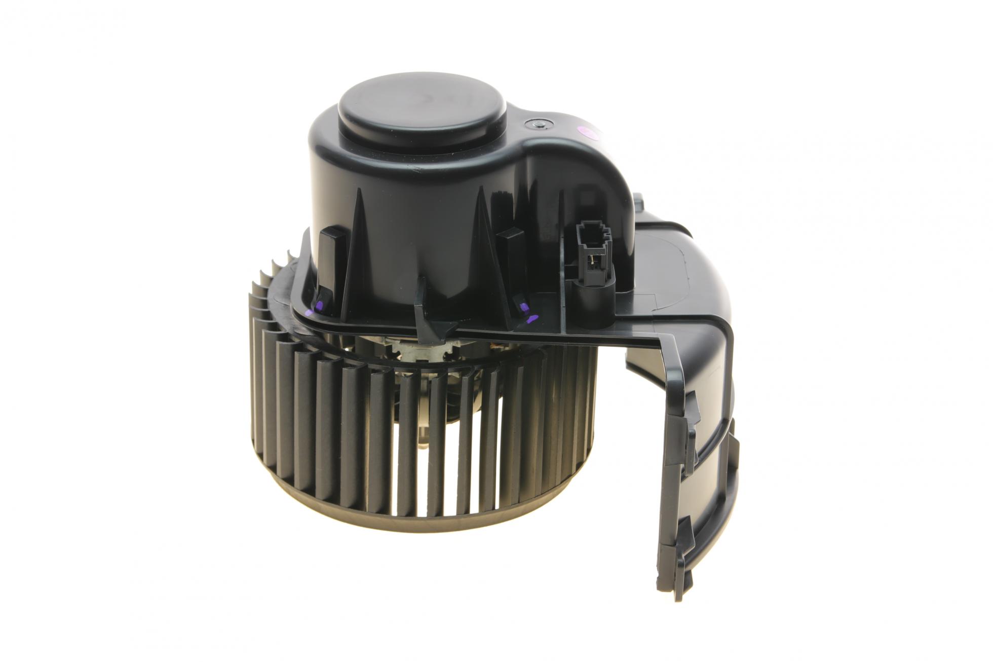 5896774 VAN WEZEL